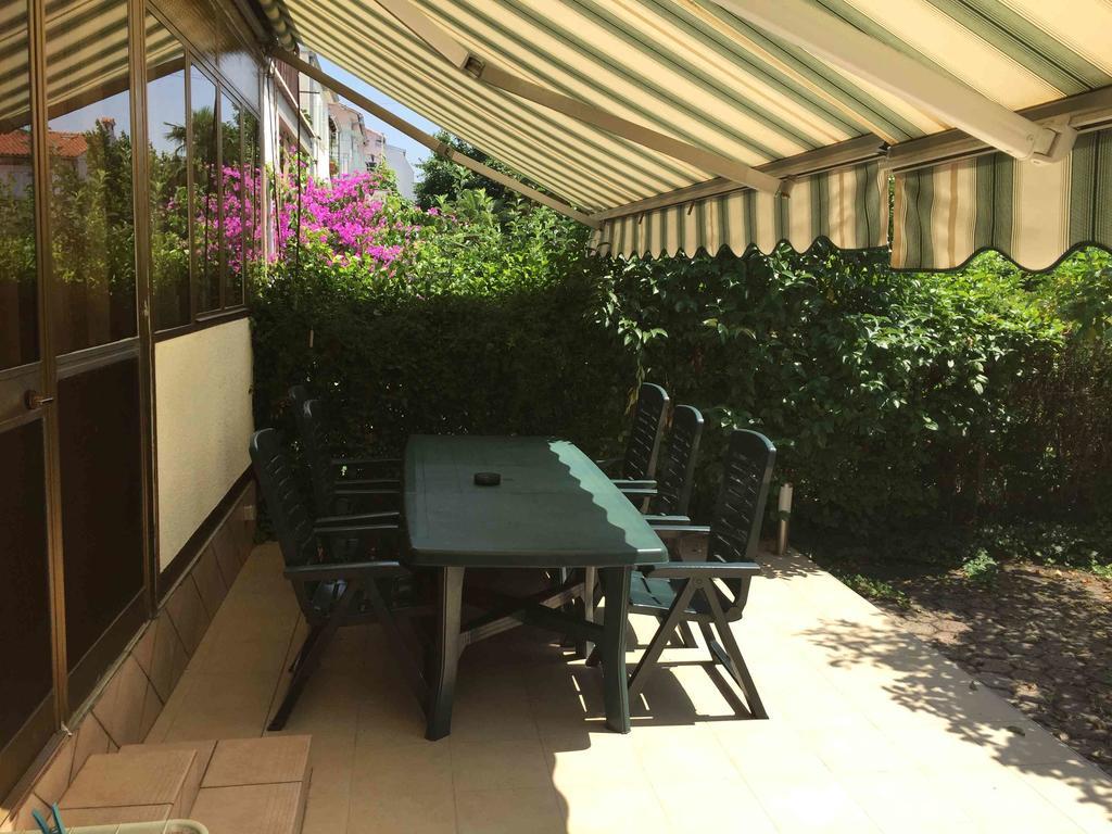 Apartments Oliva بوريتش المظهر الخارجي الصورة